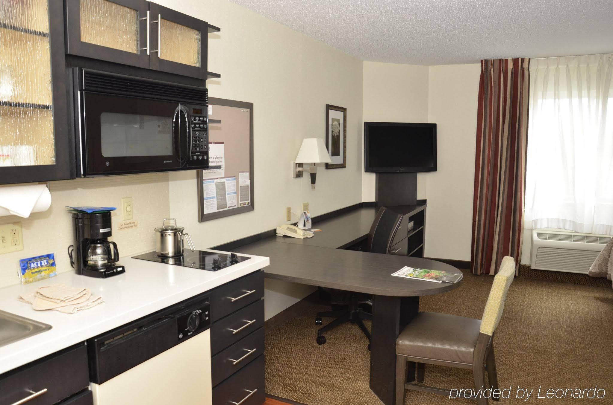 โซเนสตา ซิมพลี สวีท ดีทรอยต์ วอร์เรน Hotel ภายนอก รูปภาพ